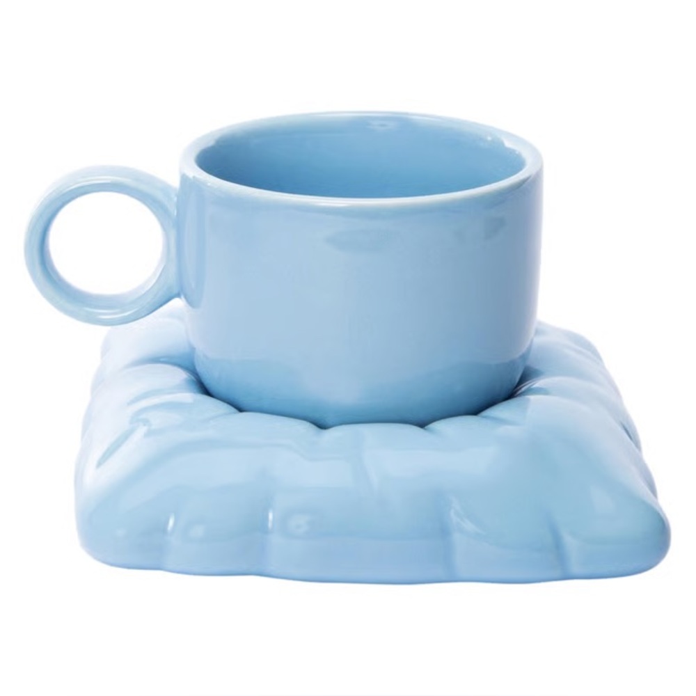Blue Ceramic Cup with Pillow Saucer
CERRA Pillow Saucer & Cup Set 10.4oz Blue